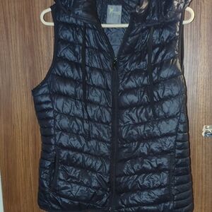 Women's Black Quilted Hooded Puffer Vest